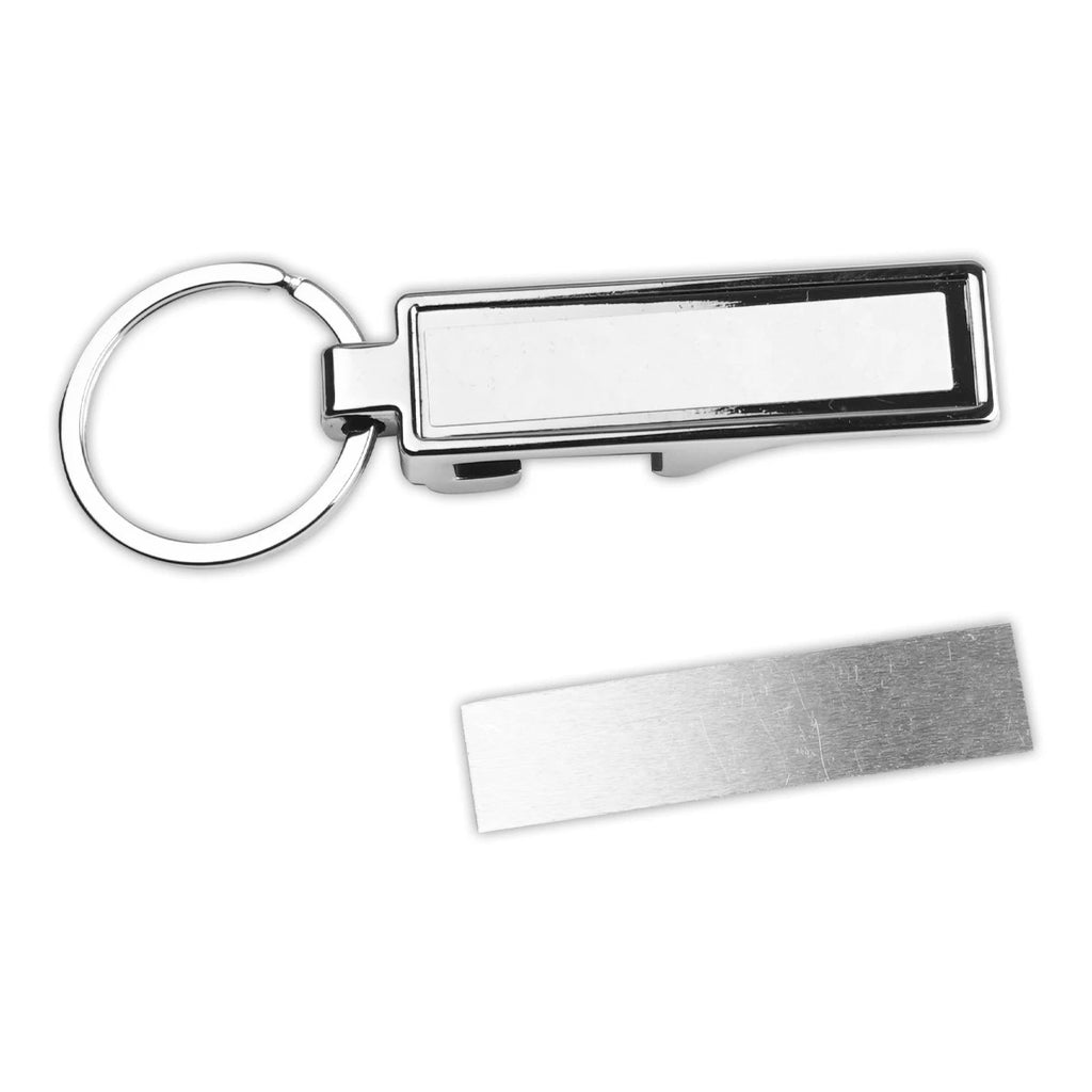 Silberner Metall-Schlüsselanhänger mit herausnehmbarem Aluminium-Plättchen zum Sublimieren.
